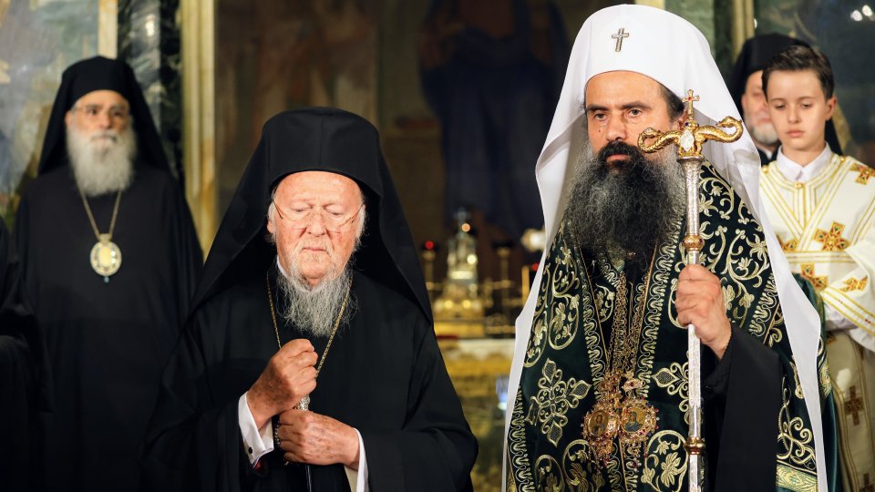 https://pc-freak.net/images/Patriarch-Daniil-Bartholomeow-patriarch-of_Constantinople-guest-on-patriarhical-enthronement